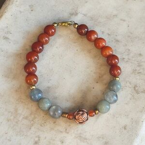 AAA Carnelian & Labradorite Bracelet with Rose Center Bead – 8mm Round Gemstones